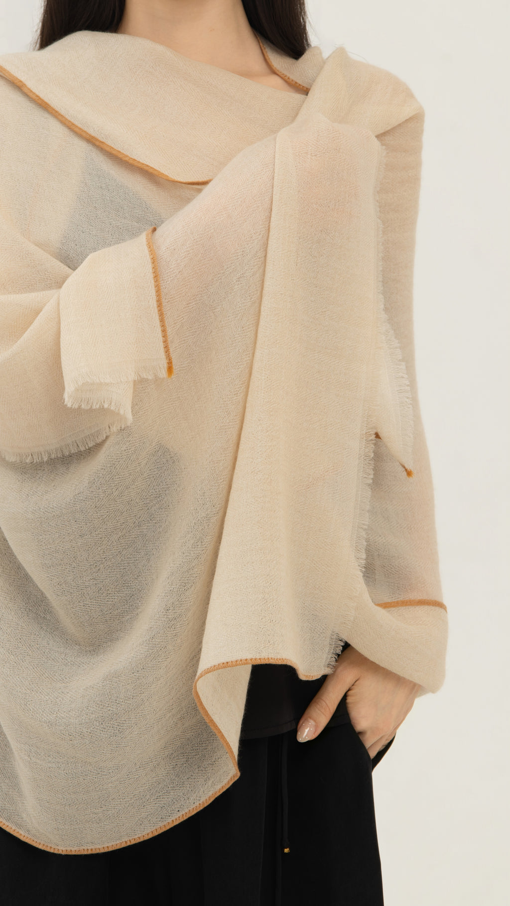 Contrast Edge Cashmere Shawl